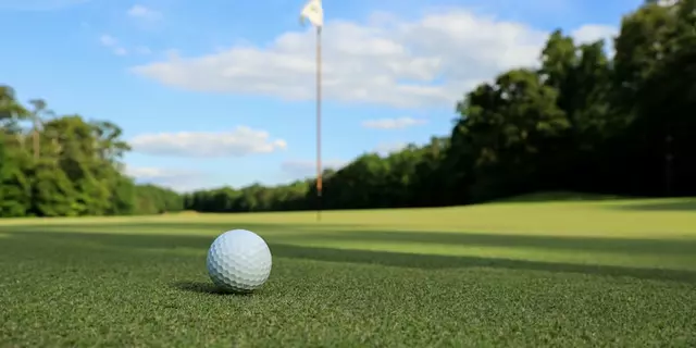 Ist das Spielen von Golf hart für den Körper?